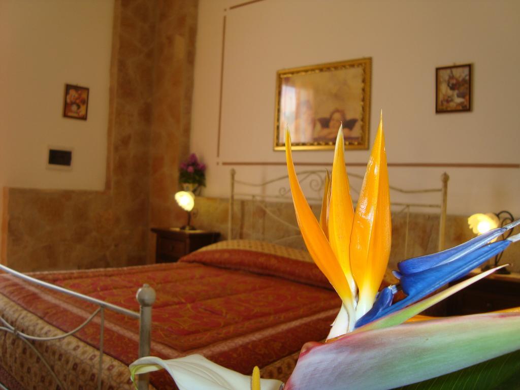 Bed and Breakfast La Ninfea Вальдериче Номер фото